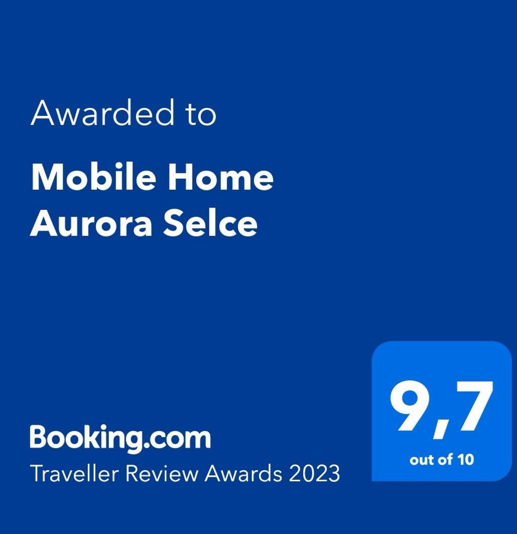 Mobile Home Aurora Selce Rom bilde